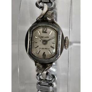 Vintage Ladies Belair 17 Jewels Manual Wind Expansion Band Running
